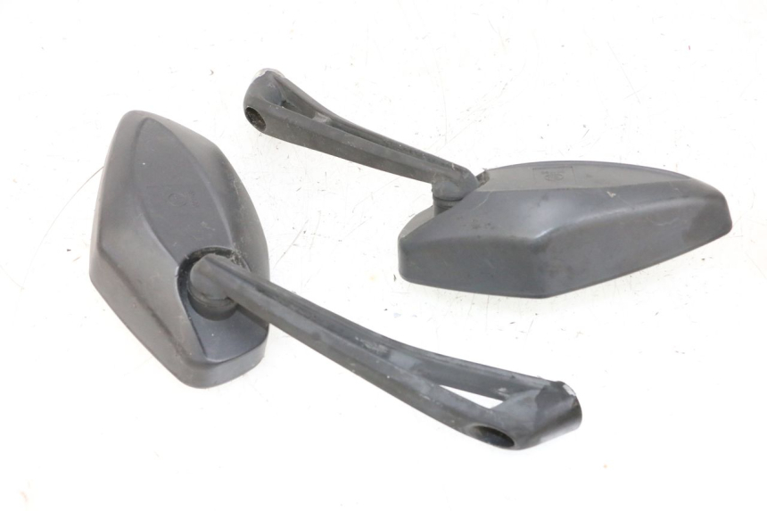 photo de RETROVISORES JM MOTORS GTS 125 (2015 - 2019) - Marcados y referencias originales