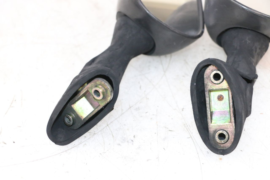 photo de RETROVISORES HONDA NSR R 125 (1994 - 2003) - Zoom estado de uso