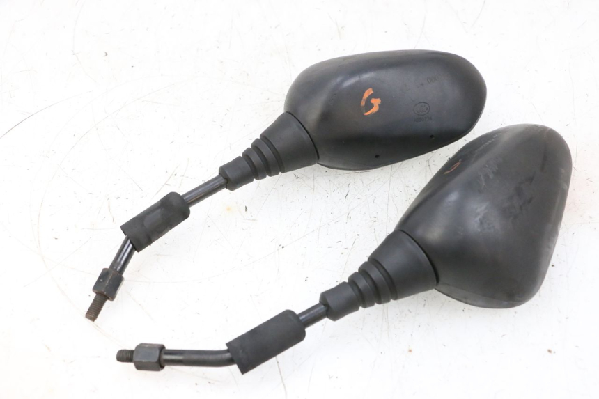 photo de RETROVISORES JM MOTORS SANTANA 50 (2014 - 2023) - Estado de la superficie y material