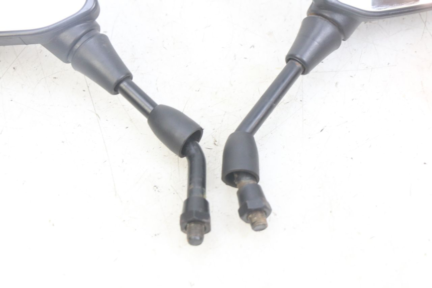 photo de PAR ESPEJOS DAELIM VJ ROADWIN FI 125 (2008 - 2017) - Primer plano técnico