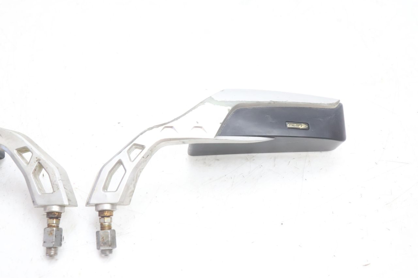 photo de RETROVISORES YAMAHA XJR 1300 (1998 - 2002) - Características distintivas