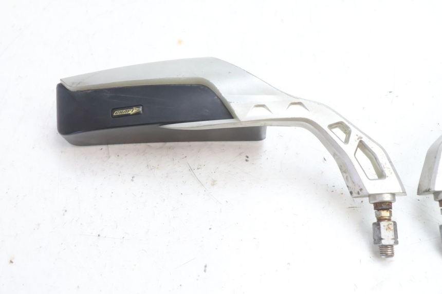 photo de RETROVISORES YAMAHA XJR 1300 (1998 - 2002) - Estado de la superficie y material