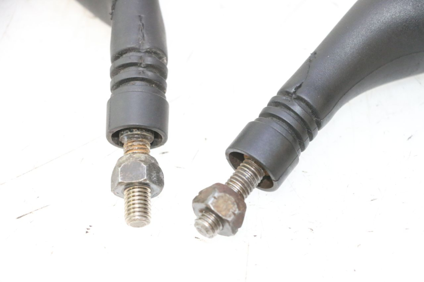 photo de RETROVISORES YAMAHA YP MAJESTY 125 (1998 - 2001) - Ángulo de visión alternativo