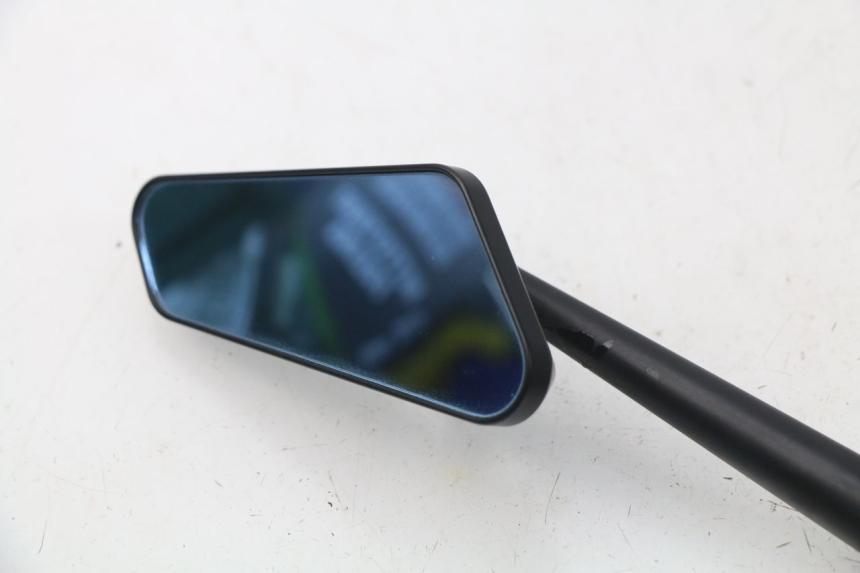 photo de RETROVISORES KAWASAKI Z Z900 900 (2017 - 2019) - Características distintivas