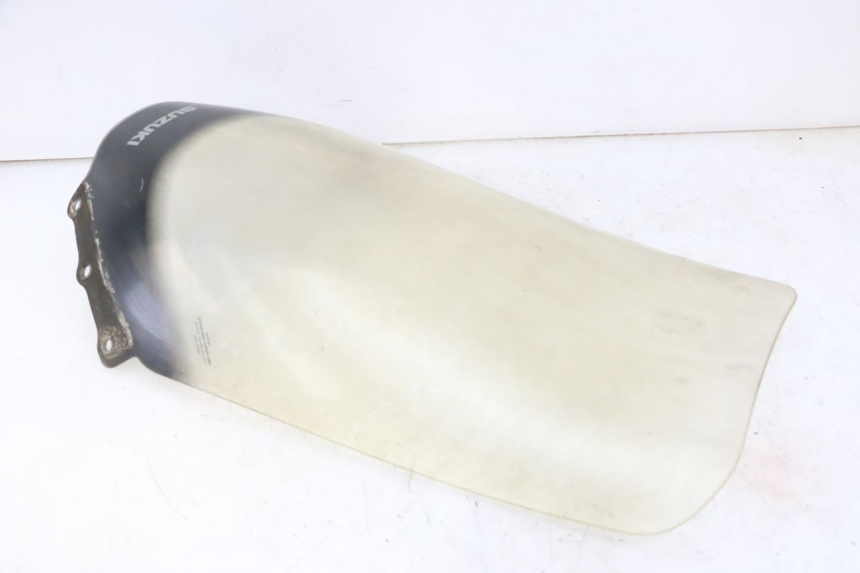 photo de PARABRISAS SUZUKI BURGMAN 125 (2007 - 2014) - Zoom sobre los componentes