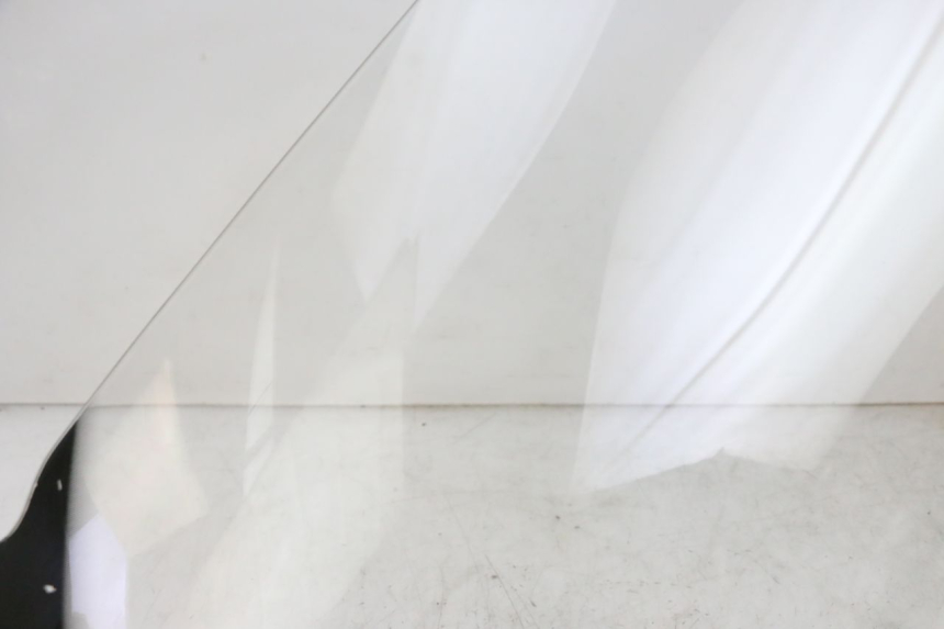 photo de PARABRISAS SUZUKI BURGMAN 125 (2007 - 2014) - Zoom estado de uso