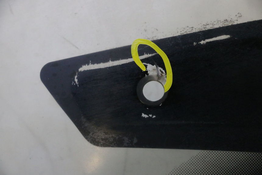 photo de PARABRISAS SUZUKI BURGMAN EXECUTIVE ABS 650 (2006 - 2012) - Inspección visual detallada