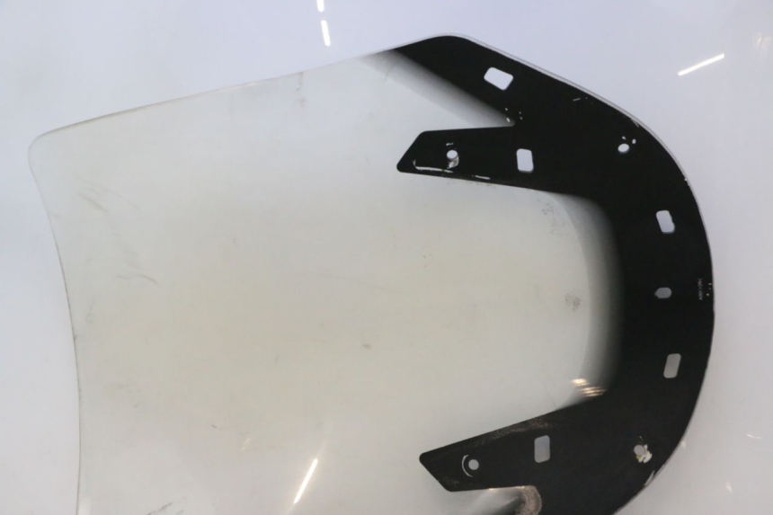 photo de PARABRISAS SUZUKI BURGMAN EXECUTIVE ABS 650 (2006 - 2012) - Marcados y referencias originales