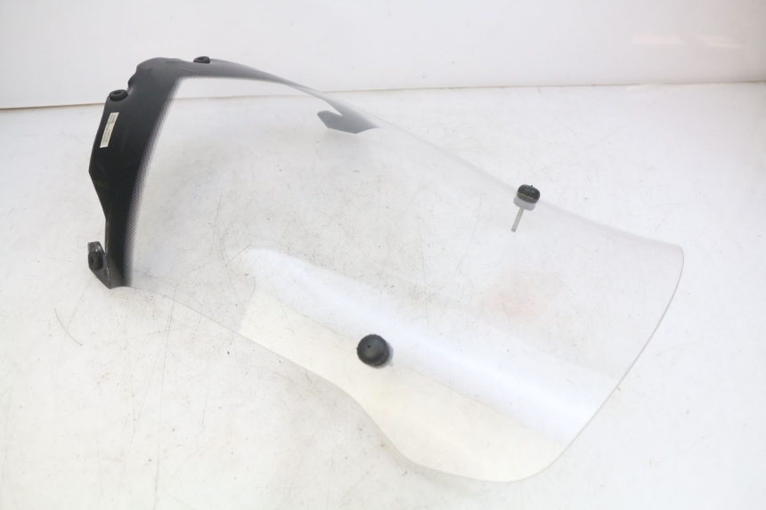 photo de PARABRISAS PEUGEOT CITYSTAR AIR 125 (2014 - 2017) - Estado de la superficie y material