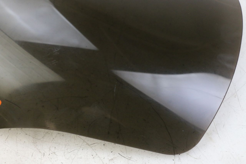 photo de PARABRISAS PEUGEOT CITYSTAR 50 (2013 - 2017) - Detalle de la pieza