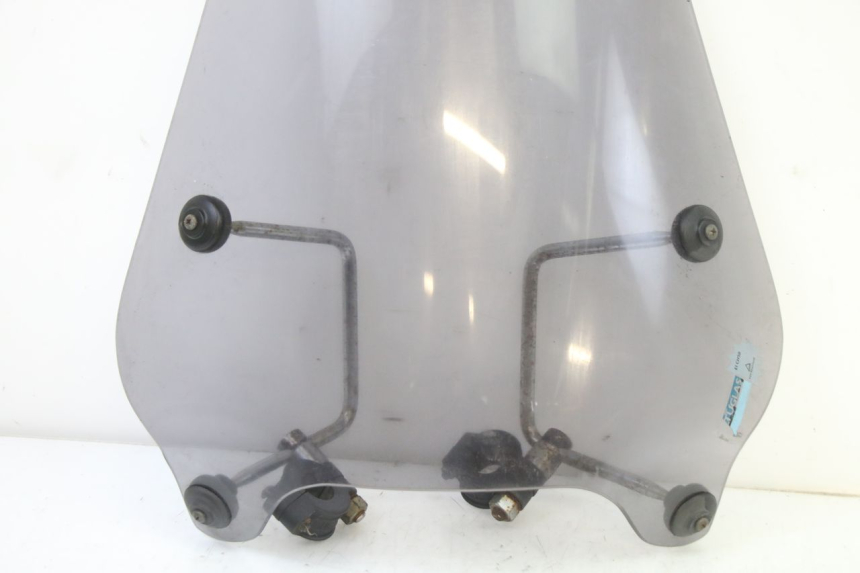 photo de PARABRISAS APRILIA CLASSIC 125 (1995 - 2001) - Primer plano técnico