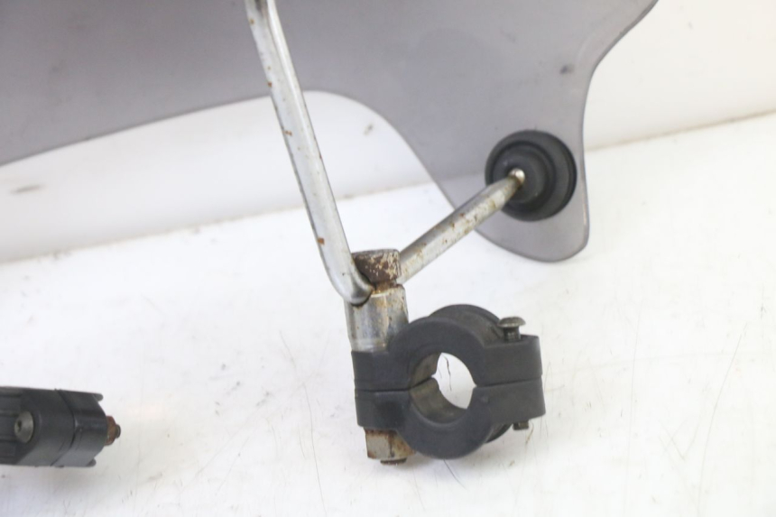 photo de PARABRISAS APRILIA CLASSIC 125 (1995 - 2001) - Estado de la superficie y material