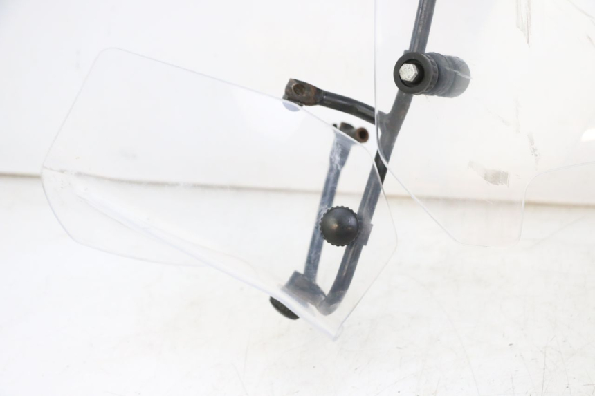 photo de PARABRISAS PEUGEOT E-VIVACITY 1 (2012 - 2018) - Marcados y referencias originales