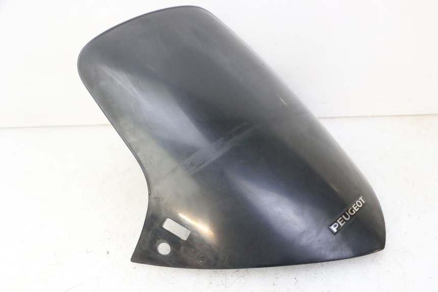 photo de PARABRISAS PEUGEOT ELYSTAR 50 (2002 - 2014) - Zoom estado de uso