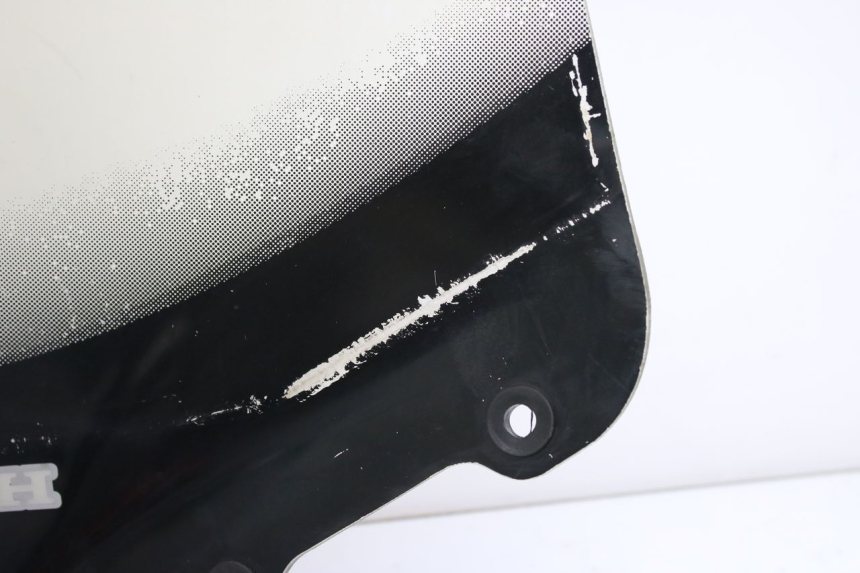 photo de PARABRISAS HONDA FES PANTHEON 125 (2003 - 2007) - Estado de la superficie y material