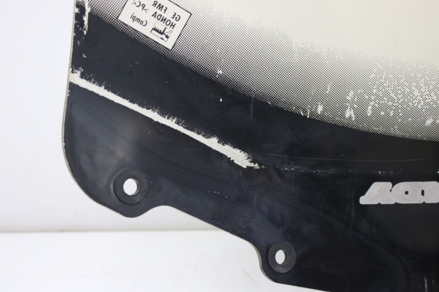 photo de PARABRISAS HONDA FES PANTHEON 125 (2003 - 2007) - Recambio usado revisado