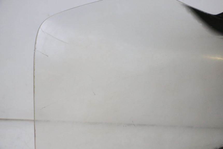 photo de PARABRISAS HONDA FES S-WING SWING ABS 125 (2007 - 2015) - Detalles de los puntos de fijación