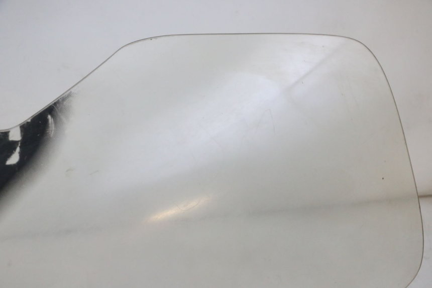 photo de PARABRISAS HONDA FES S-WING SWING ABS 125 (2007 - 2015) - Zoom sobre los componentes