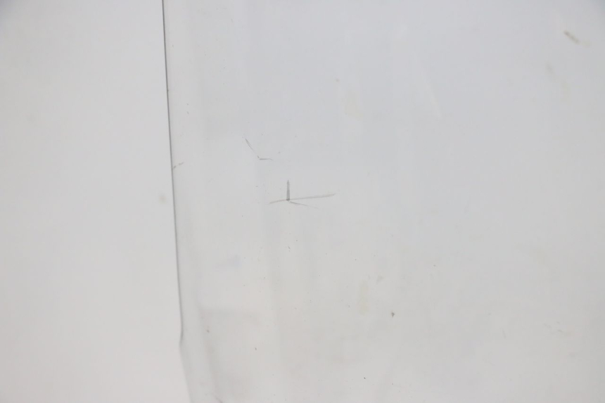 photo de PARABRISAS YAMAHA FJR ABS 1300 (2006 - 2012) - Características distintivas