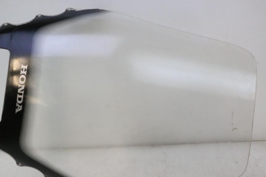 photo de PARABRISAS HONDA FJS SILVER WING SILVERWING 400 (2005 - 2008) - Zoom sobre los componentes