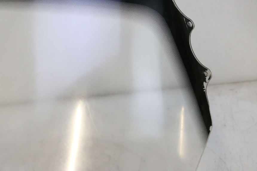 photo de PARABRISAS HONDA FJS SILVER WING SILVERWING 400 (2005 - 2008) - Detalles de los puntos de fijación