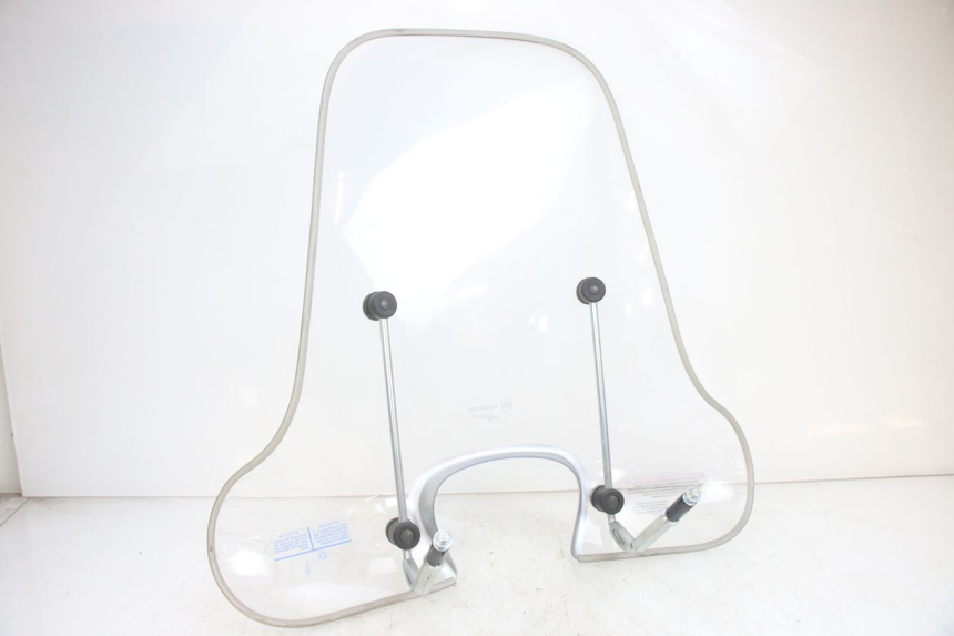 photo de PARABRISAS PIAGGIO FLY 125 (2005 - 2012) - Zoom estado de uso