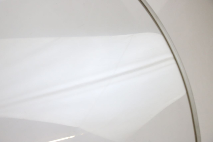 photo de PARABRISAS PIAGGIO FLY 125 (2005 - 2012) - Primer plano técnico