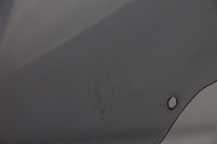 photo de PARABRISAS YAMAHA FZ8 800 (2010 - 2016) - Primer plano técnico
