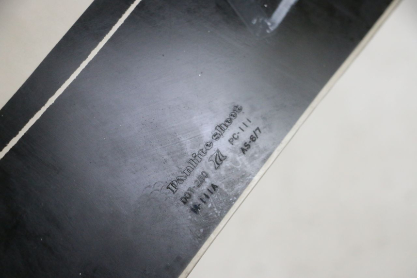 photo de PARABRISAS KAWASAKI GPX R WARBIRD 600 (1988 - 1993) - Detalle de la pieza