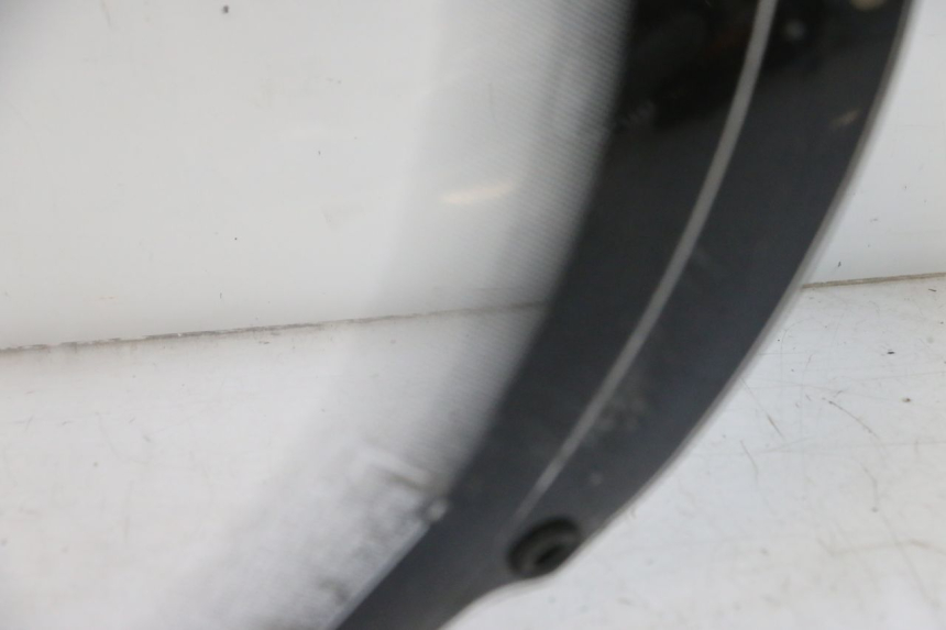 photo de PARABRISAS KYMCO GRAND DINK 125 (2008 - 2014) - Zoom sobre los componentes