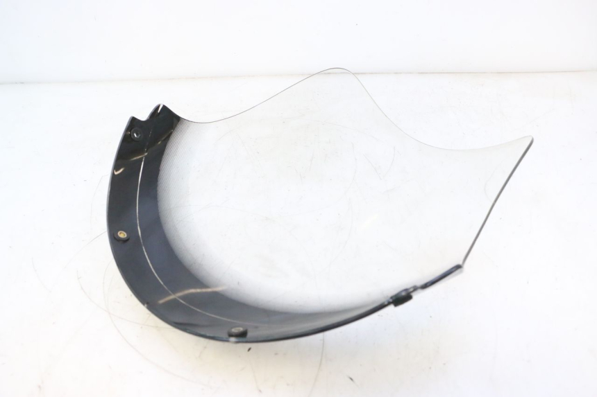 photo de PARABRISAS KYMCO GRAND DINK 125 (2008 - 2014) - Otra perspectiva