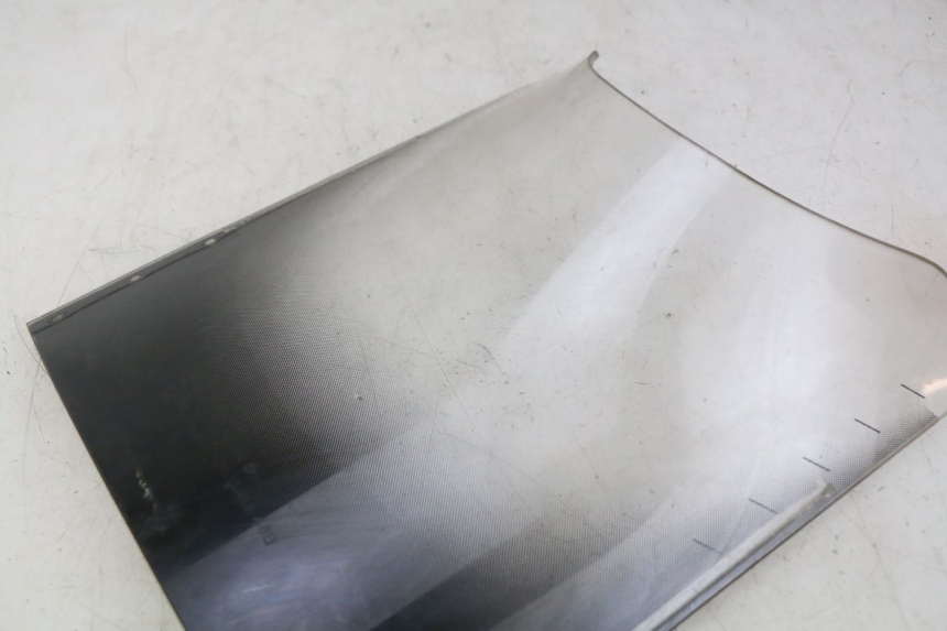 photo de PARABRISAS SUZUKI GSX-F GSX  F 1100 (1988 - 1994) - Detalle de la pieza