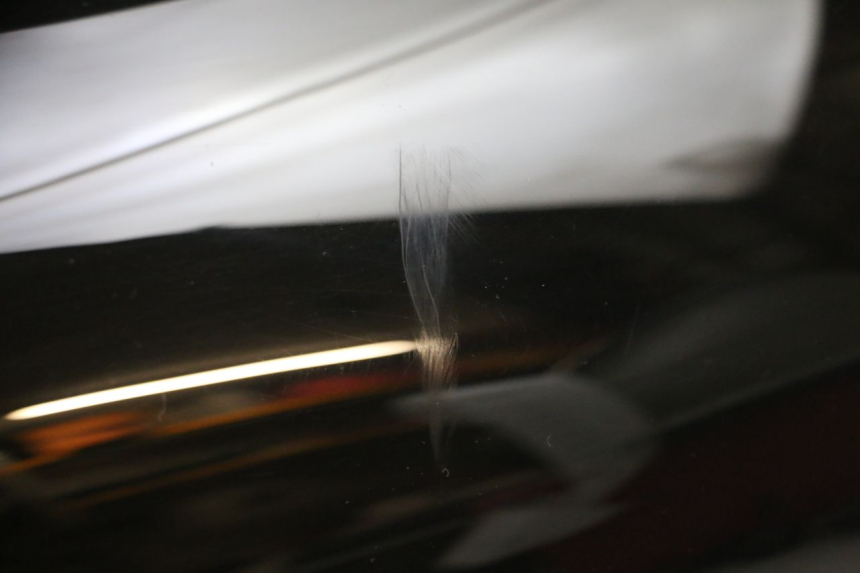 photo de PARABRISAS PIAGGIO MP3 HPE 300 (2019 - 2026) - Primer plano técnico