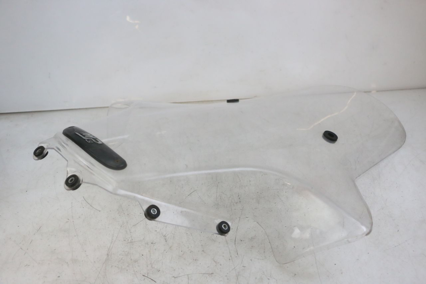 photo de PARABRISAS PIAGGIO MP3 RL 250 (2006 - 2010) - Estado de la superficie y material