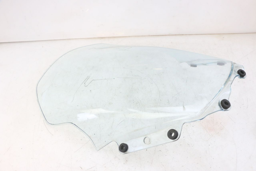 photo de PARABRISAS PIAGGIO MP3 500 (2011 - 2015) - Detalles de los puntos de fijación