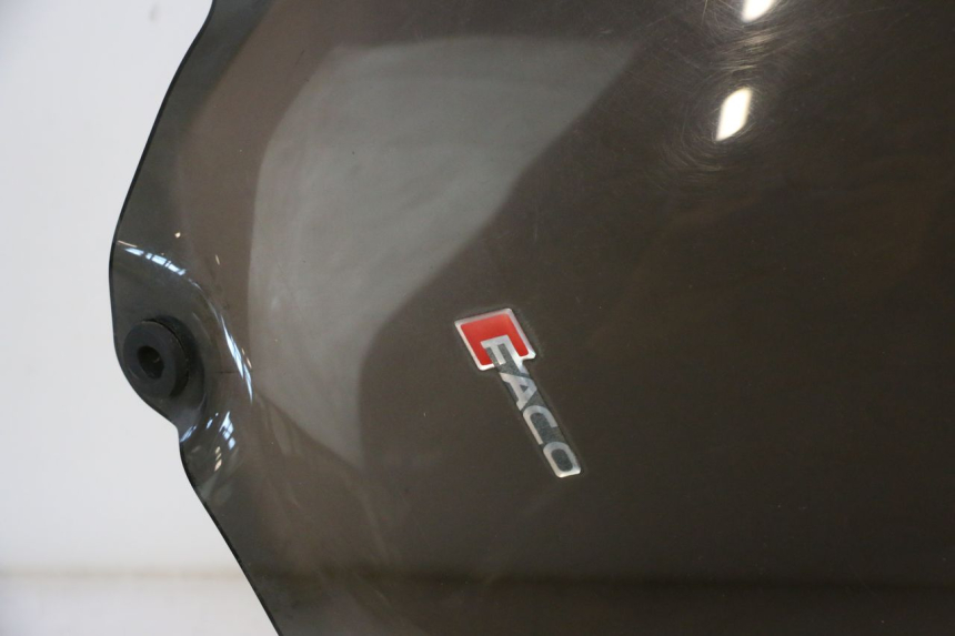 photo de PARABRISAS PIAGGIO MP3 RL 250 (2006 - 2010) - Inspección visual detallada
