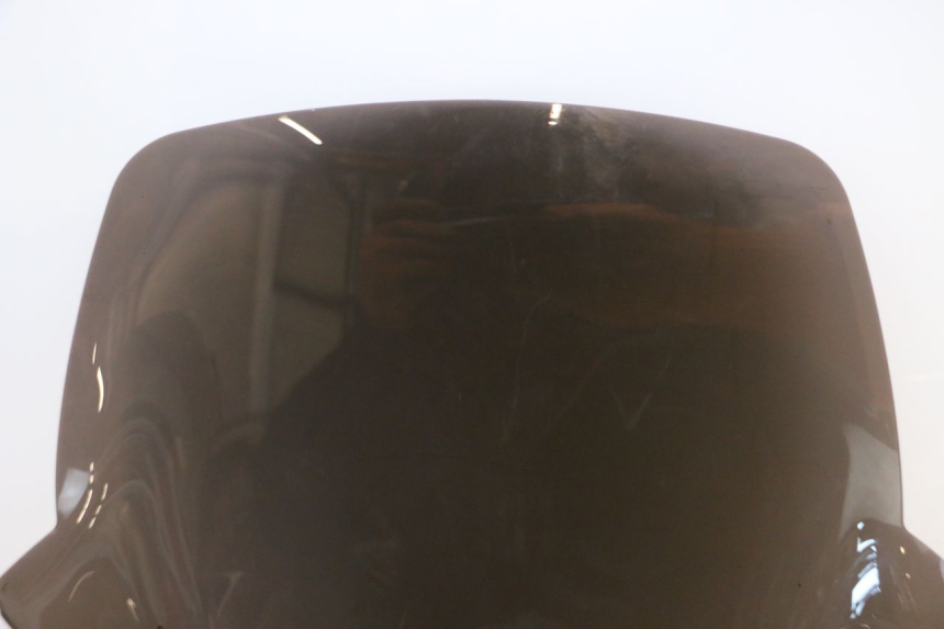 photo de PARABRISAS PIAGGIO MP3 RL 250 (2006 - 2010) - Primer plano técnico