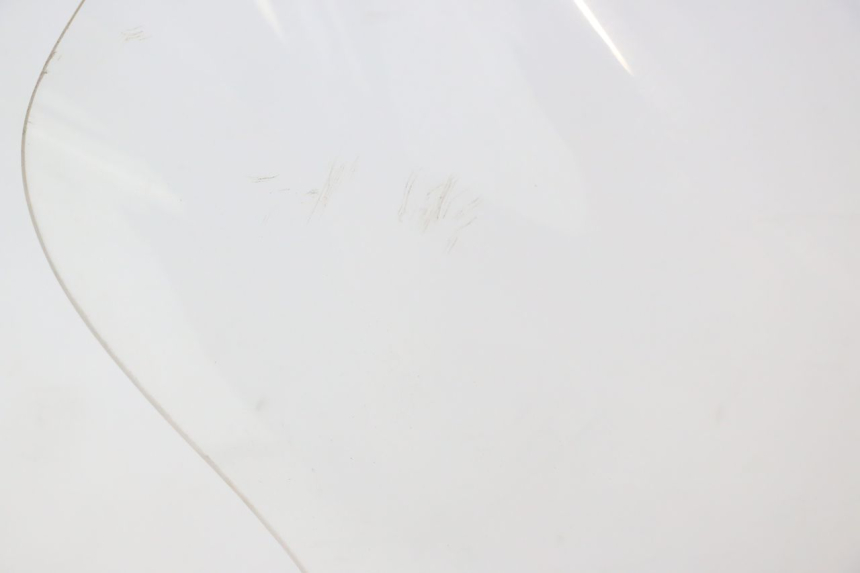 photo de PARABRISAS PIAGGIO MP3 125 (2006 - 2014) - Enfoque en la estructura