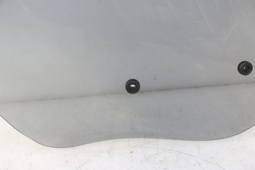 photo de PARABRISAS PIAGGIO MP3 500 (2016 - 2018) - Perfil de la pieza de repuesto