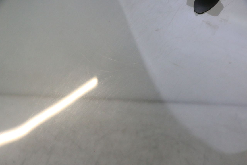 photo de PARABRISAS PIAGGIO MP3 500 (2016 - 2018) - Otra perspectiva