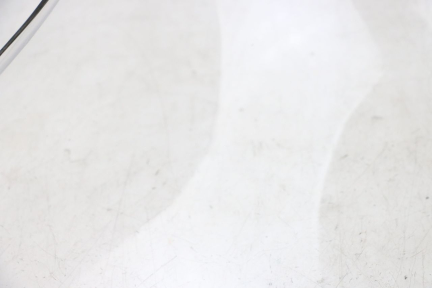 photo de PARABRISAS HONDA NTV DEAUVILLE 650 (1998 - 2001) - Primer plano técnico