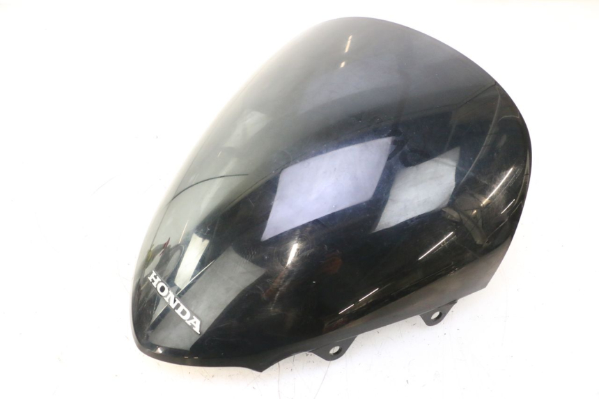 photo de PARABRISAS HONDA PCX (JF28) 125 (2009 - 2011) - Primer plano de alta resolución
