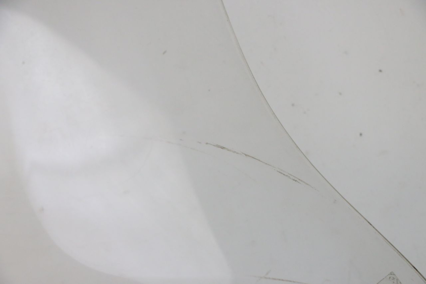 photo de PARABRISAS PIAGGIO VESPA LX IE 125 (2010 - 2012) - Características distintivas