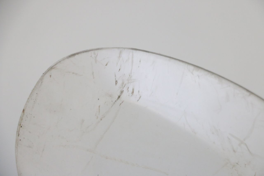 photo de PARABRISAS PIAGGIO VESPA LX IE 125 (2010 - 2012) - Primer plano técnico