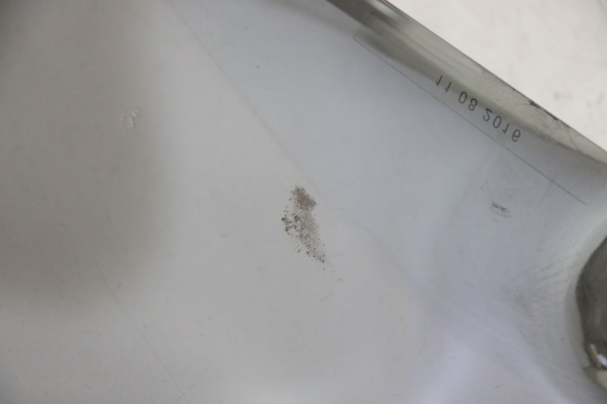 photo de PARABRISAS PEUGEOT SATELIS 125 (2013 - 2018) - Estado de la superficie y material