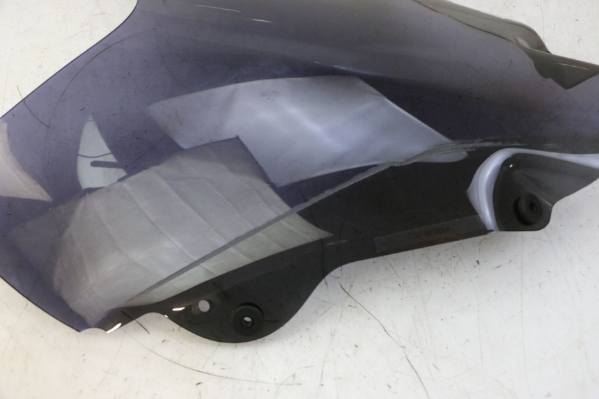 photo de PARABRISAS PEUGEOT SATELIS 125 (2013 - 2018) - Estado de la superficie y material