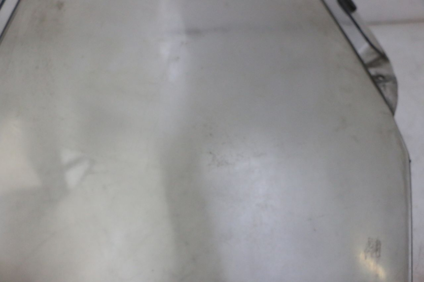 photo de PARABRISAS PEUGEOT SATELIS 125 (2006 - 2009) - Marcados y referencias originales