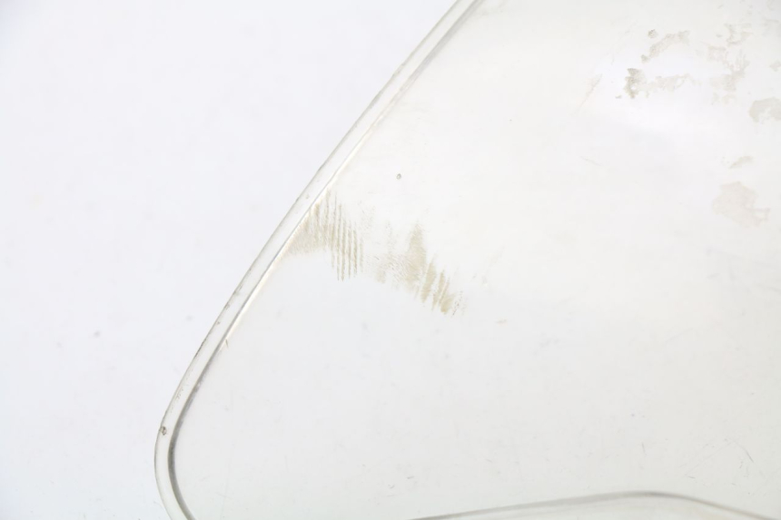 photo de PARABRISAS SUZUKI SV S ABS 650 (2003 - 2009) - Primer plano técnico