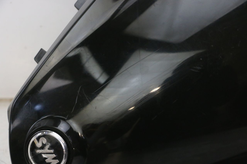 photo de PARABRISAS SYM JET 14 4T 50 (2018 - 2022) - Detalles de los puntos de fijación