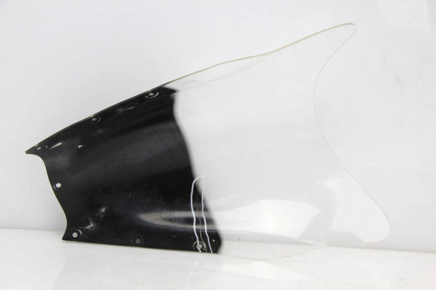 photo de PARABRISAS YAMAHA TDM ABS 900 (2002 - 2014) - Detalle de la pieza